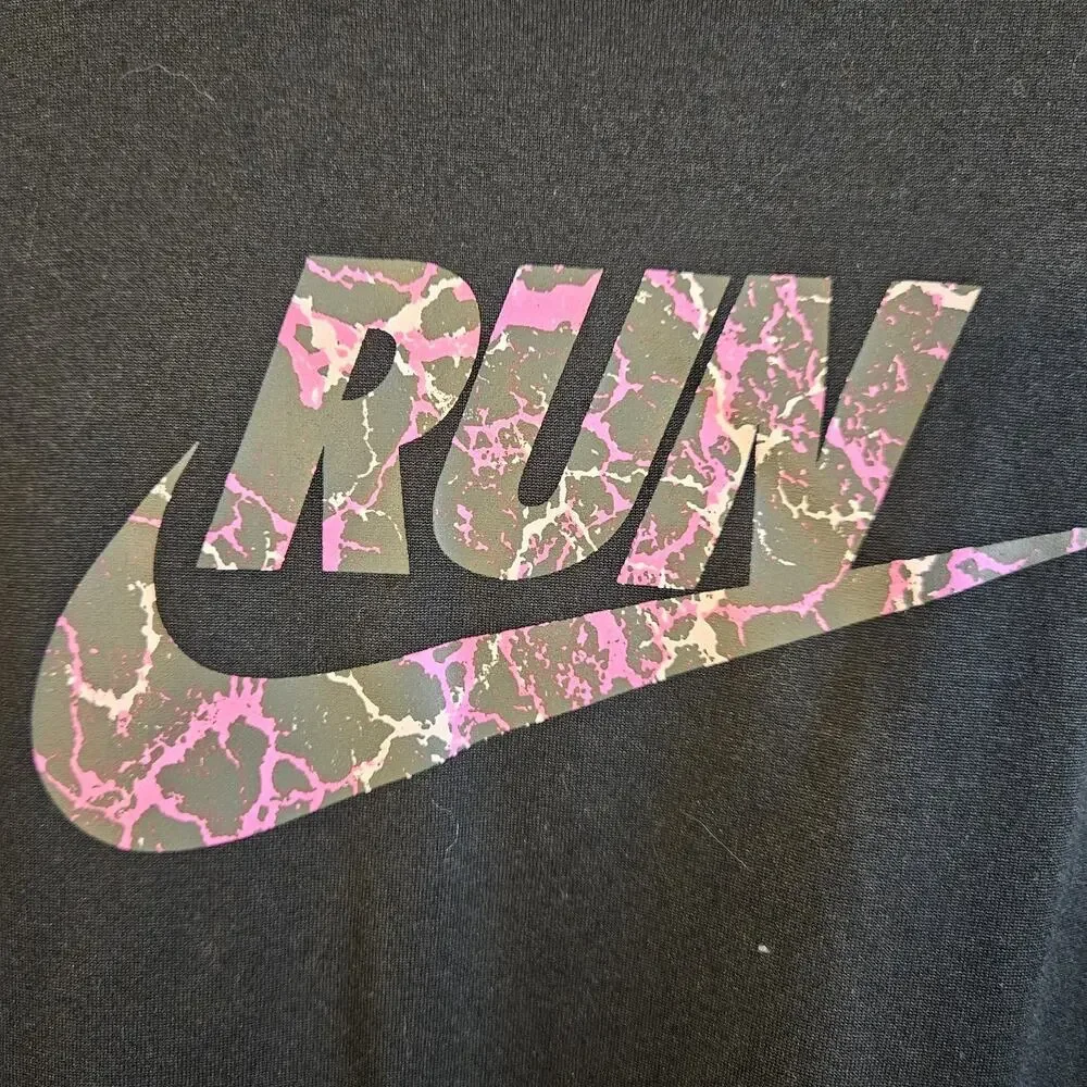 Ladies’ Black Nike Run Pink Camo S/S TShirt Large dri-fit